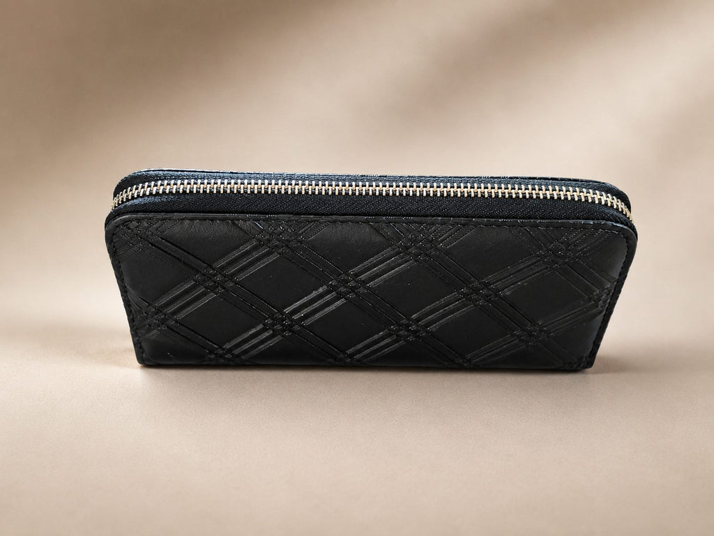 Black Diamond-Quilted Zip Wallet - image 2