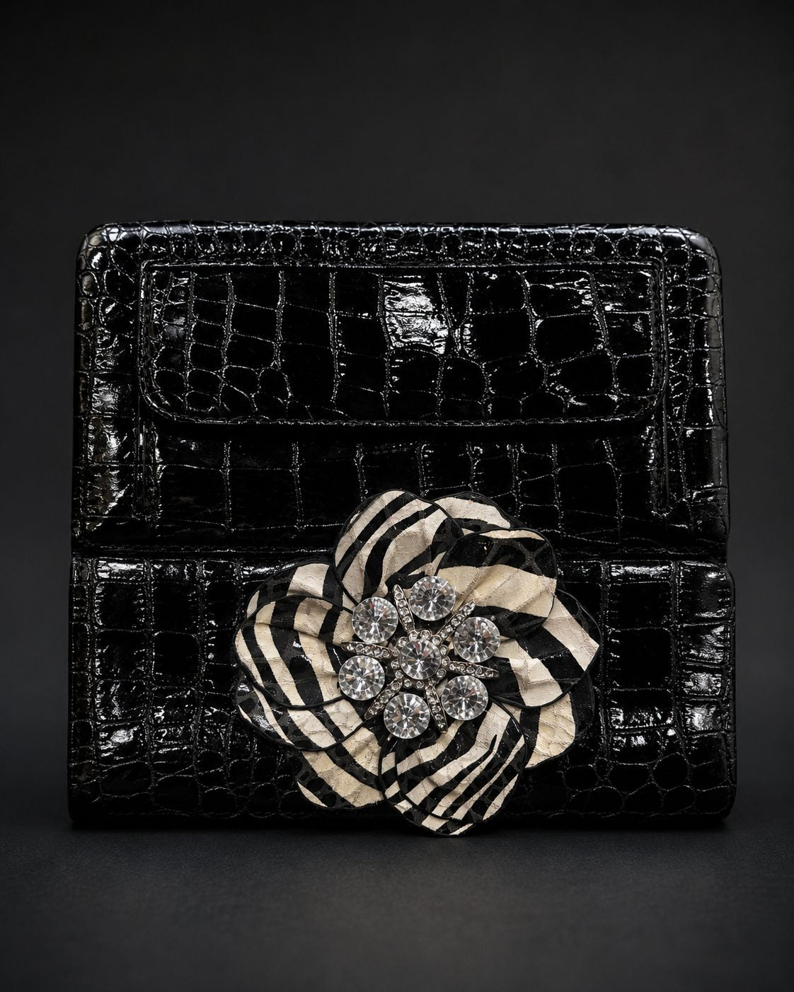 Black Diamond-Quilted Zip Wallet - image 4